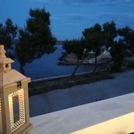 Sea Satin Sounio Apartman Szúnio Kültér fotó