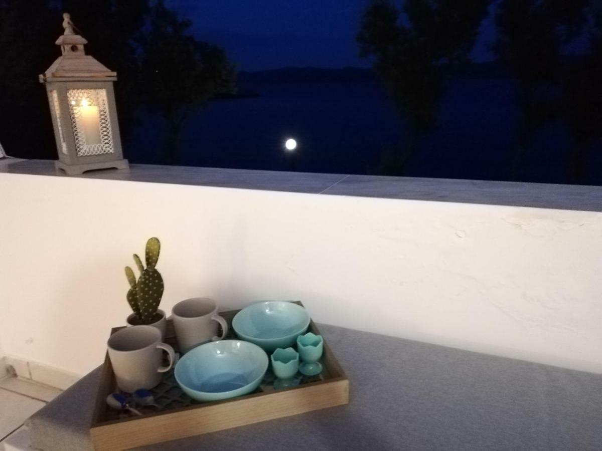 Sea Satin Sounio Apartman Szúnio Kültér fotó