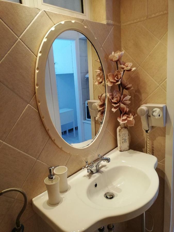 Sea Satin Sounio Apartman Szúnio Kültér fotó